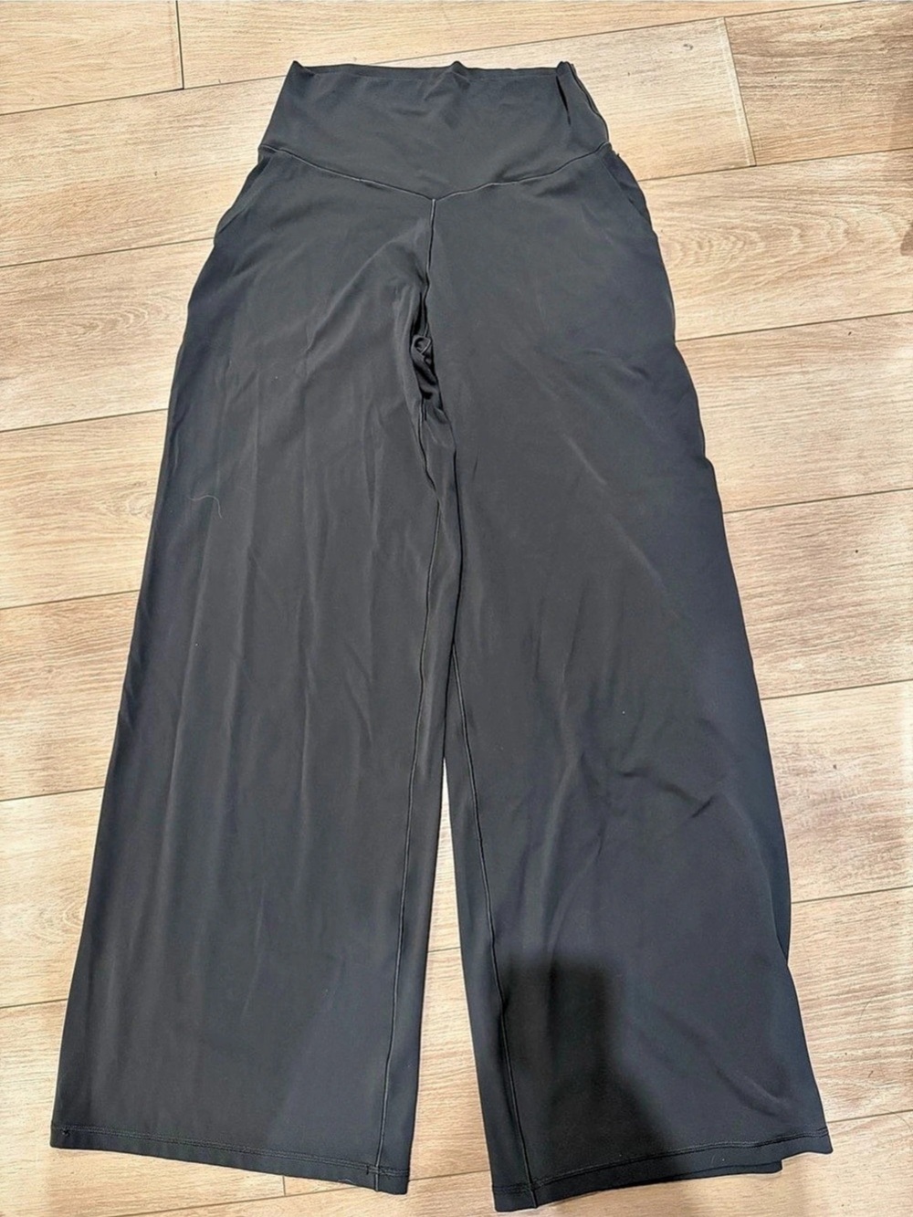 Like new aerie real me trouser